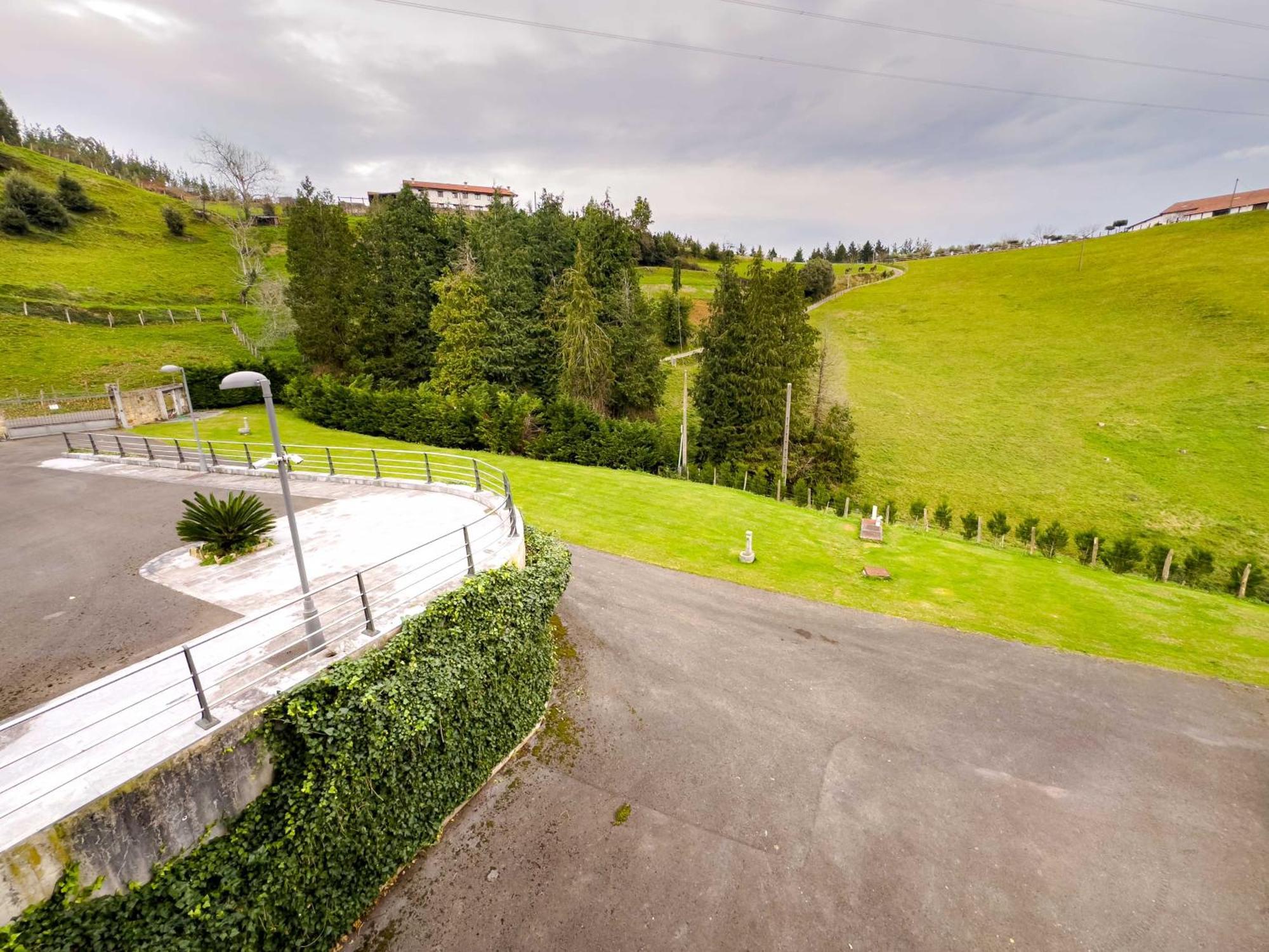 Amplia Casa Rural En Entorno Natural Ziortza-Bolibar ภายนอก รูปภาพ